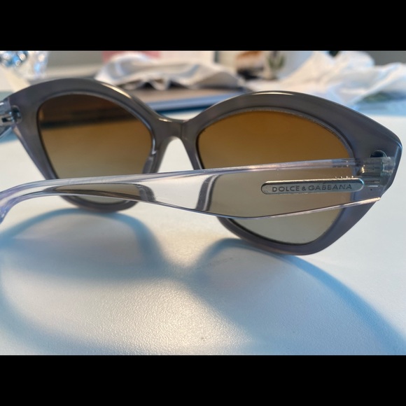 Dolce & Gabbana Cat Eye Sunglasses Brown - Picture 2 of 5